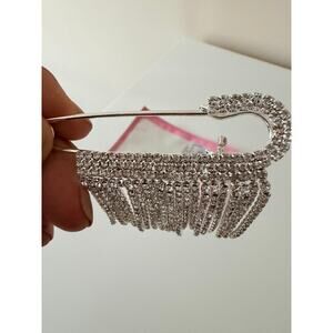 Rhinestone Pin Brooch NWOT